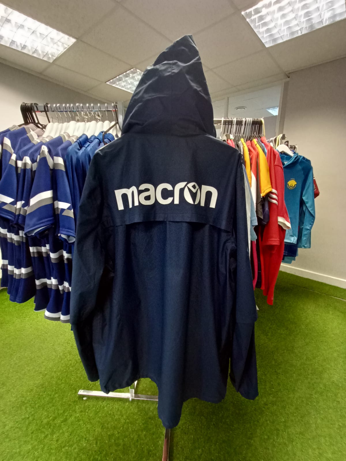 GB Sevens Hooded Jacket - Macron - Large