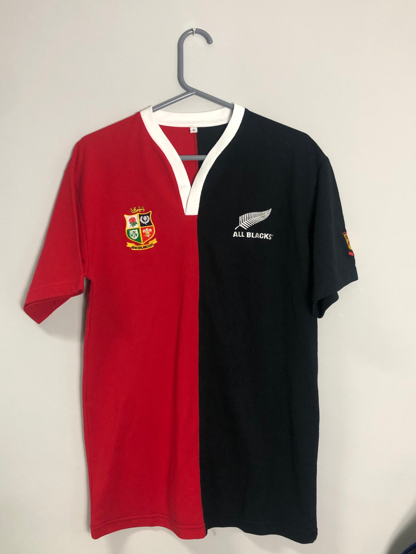 British & Irish Lions X All Blacks Shirt - 40” Chest - Small