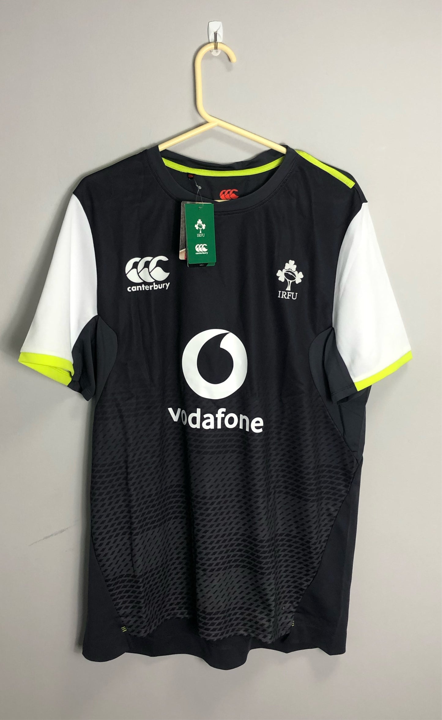 Ireland Rugby Training Shirt - XXL - 46” Chest