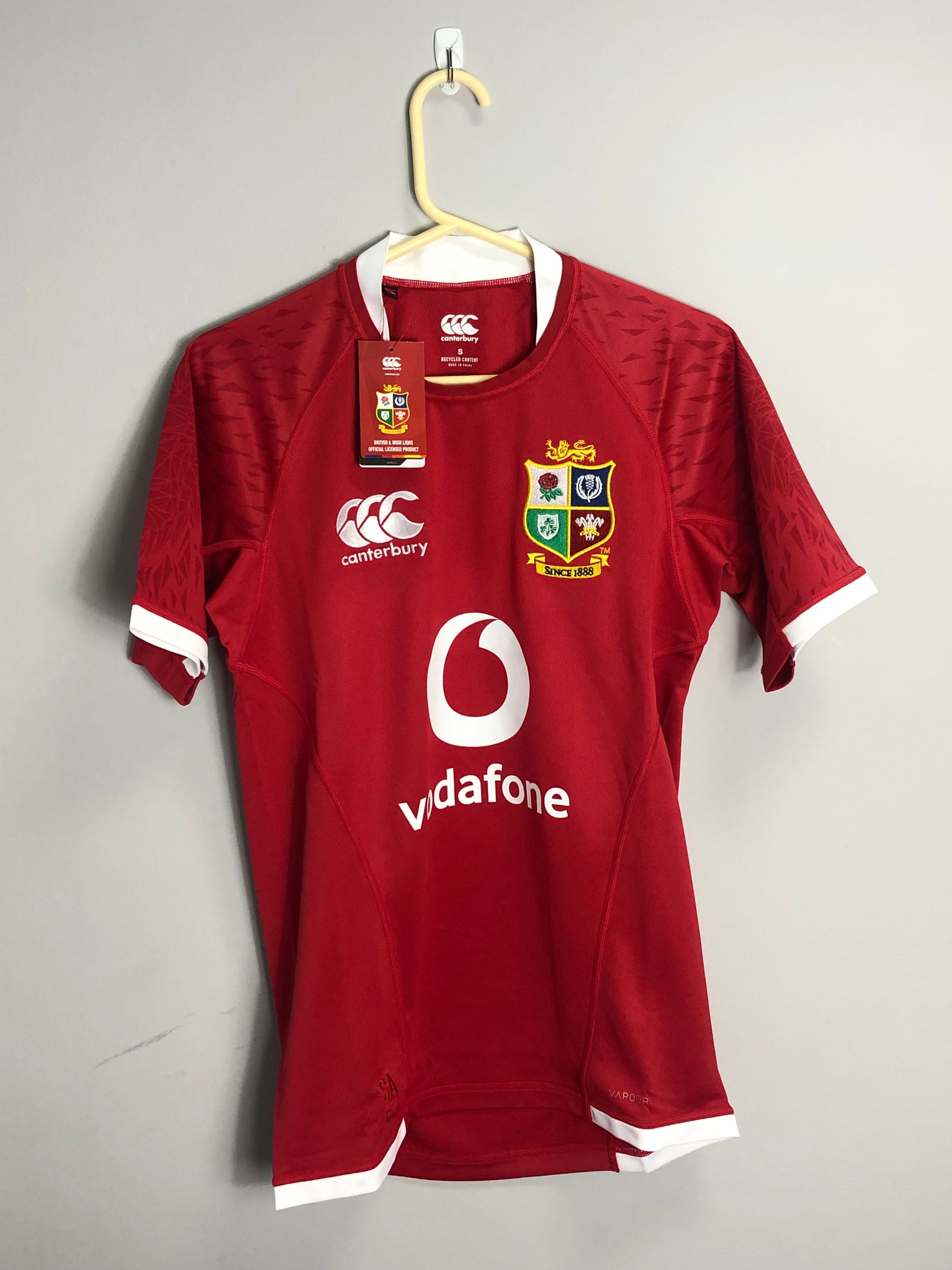 British Irish Lions Tour 2019 Shirt Small 38 Chest EggChaserStash